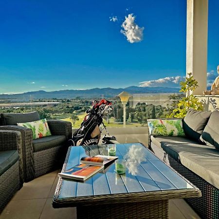 Baviera Hills Holiday Apartment กาเลตา เด เวเลซ ภายนอก รูปภาพ