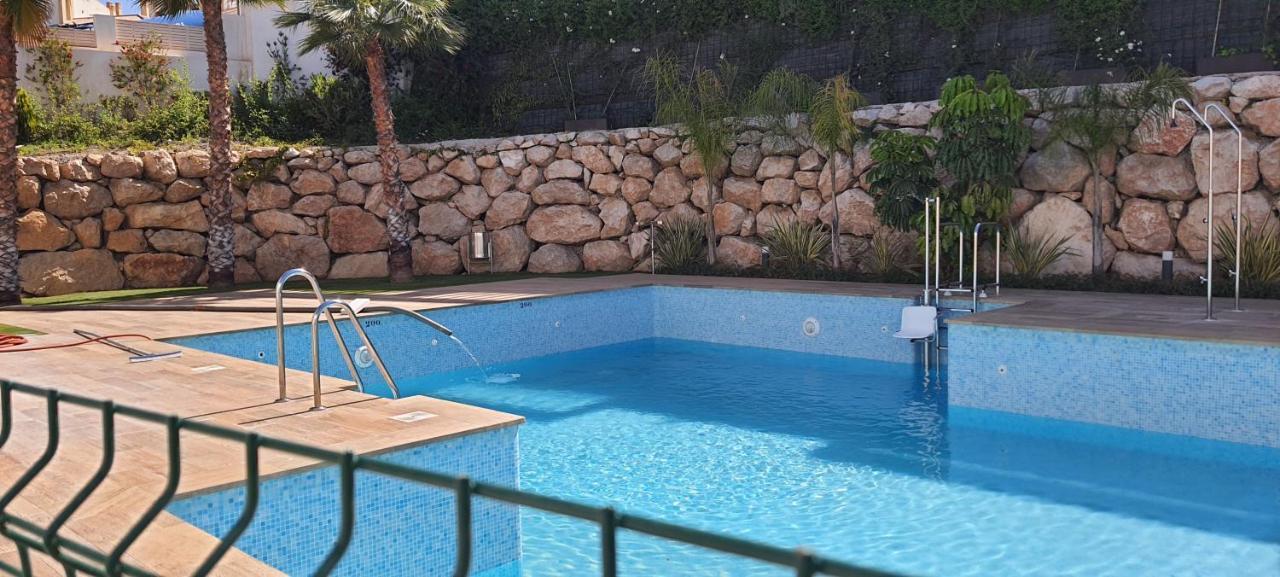 Baviera Hills Holiday Apartment กาเลตา เด เวเลซ ภายนอก รูปภาพ