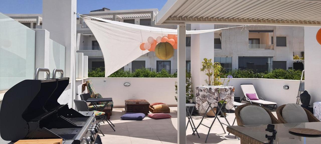 Baviera Hills Holiday Apartment กาเลตา เด เวเลซ ภายนอก รูปภาพ