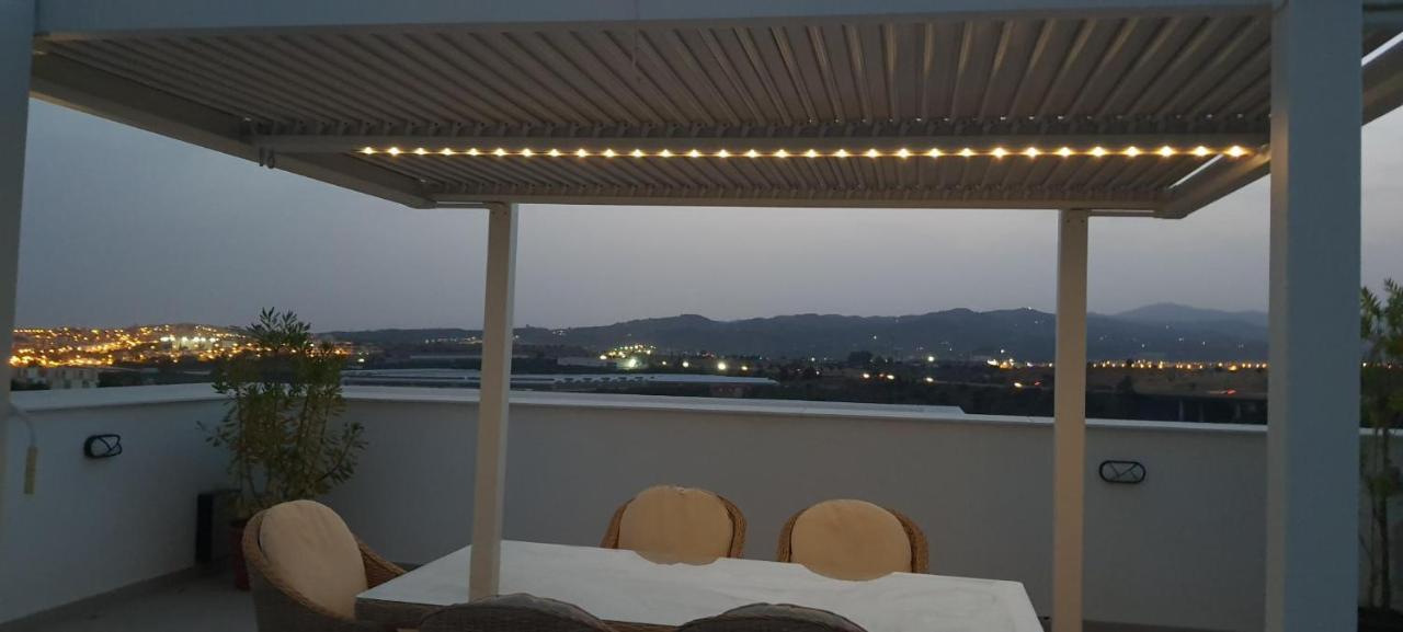 Baviera Hills Holiday Apartment กาเลตา เด เวเลซ ภายนอก รูปภาพ