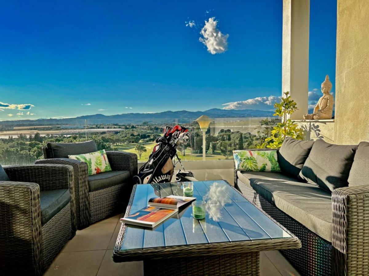 Baviera Hills Holiday Apartment กาเลตา เด เวเลซ ภายนอก รูปภาพ