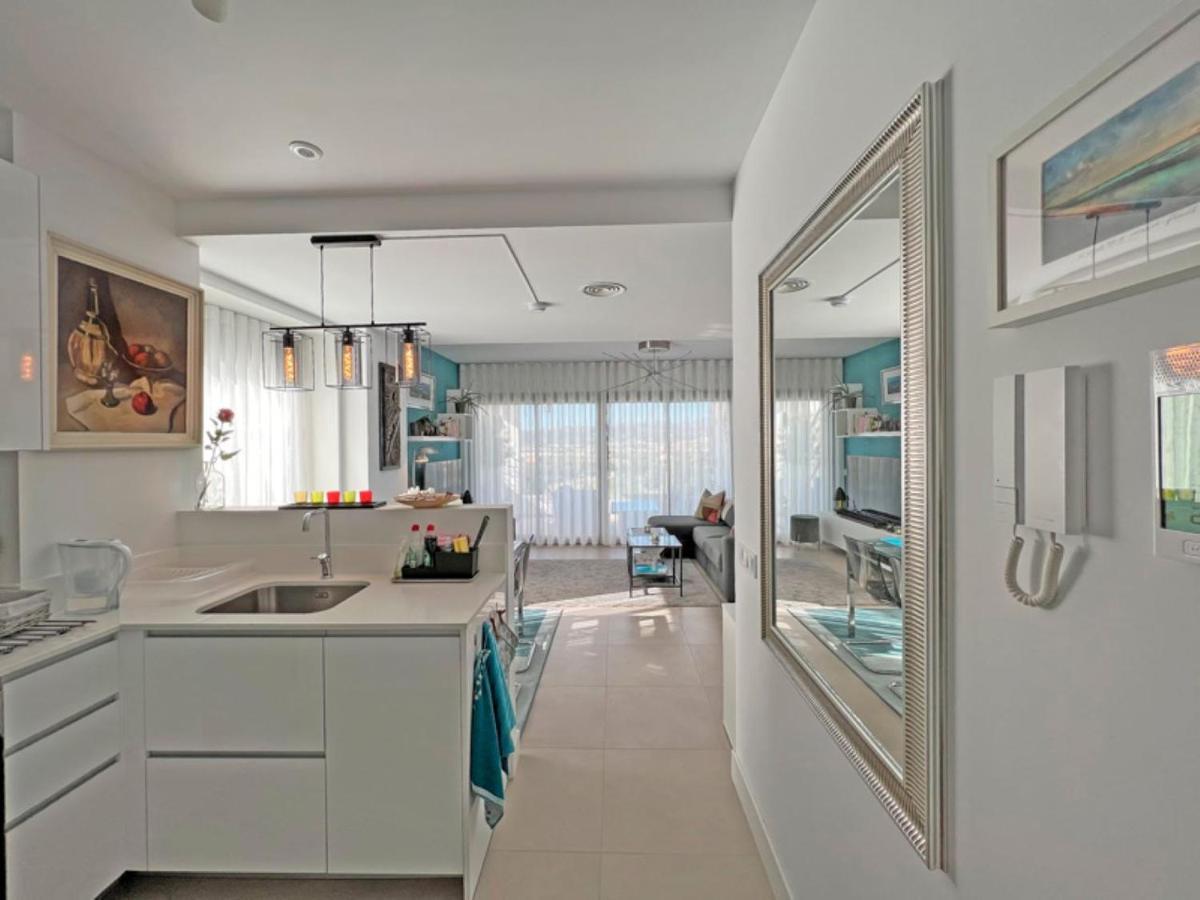 Baviera Hills Holiday Apartment กาเลตา เด เวเลซ ภายนอก รูปภาพ