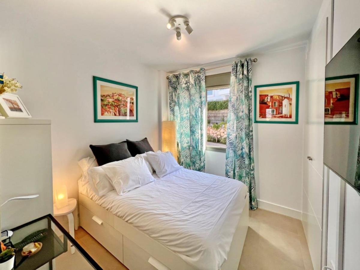 Baviera Hills Holiday Apartment กาเลตา เด เวเลซ ภายนอก รูปภาพ